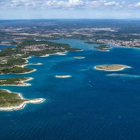 Apartman Sendi Πούλα Εξωτερικό φωτογραφία